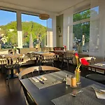 Hotel Am Kurpark- Sauna Kostenfrei Inklusive