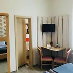 Am Kurpark- Sauna Kostenfrei Inklusive Otel 3*