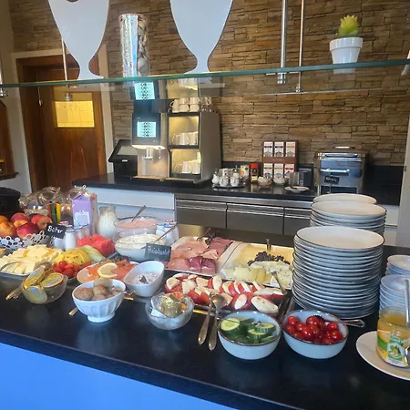 Am Kurpark-garni Otel 3*