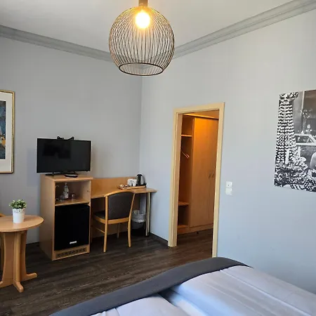 Am Kurpark-garni Отель Бад-Лаутерберг