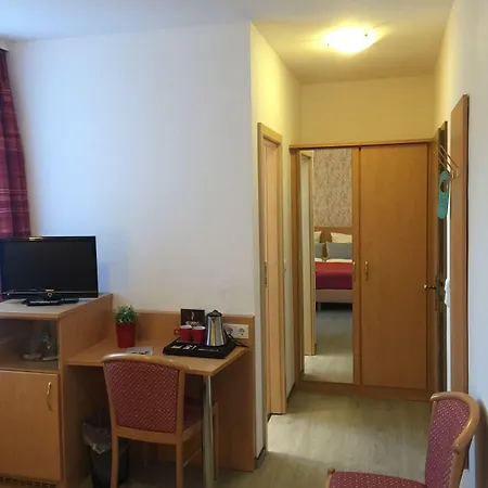 Отель Am Kurpark-garni