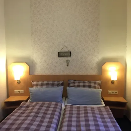 Am Kurpark-garni 3* Бад-Лаутерберг