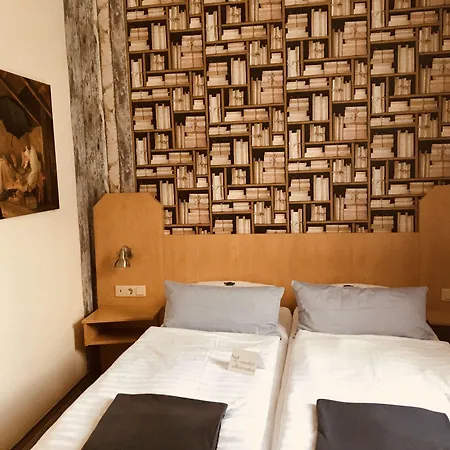 Am Kurpark-garni Otel 3*