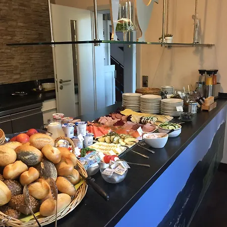 Am Kurpark-garni Отель Бад-Лаутерберг