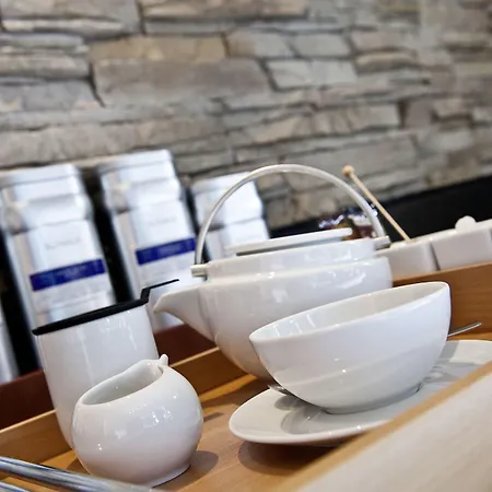 Am Kurpark-garni Отель