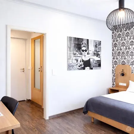 Am Kurpark- Sauna Kostenfrei Inklusive Hotell 3*