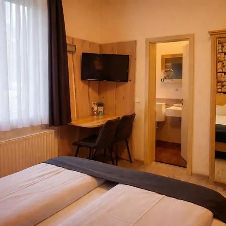 Am Kurpark- Sauna Kostenfrei Inklusive 3*
