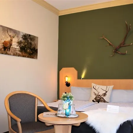 Am Kurpark 3*