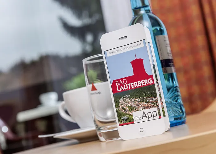 ホテル Am Kurpark- Sauna Kostenfrei Inklusive 3*